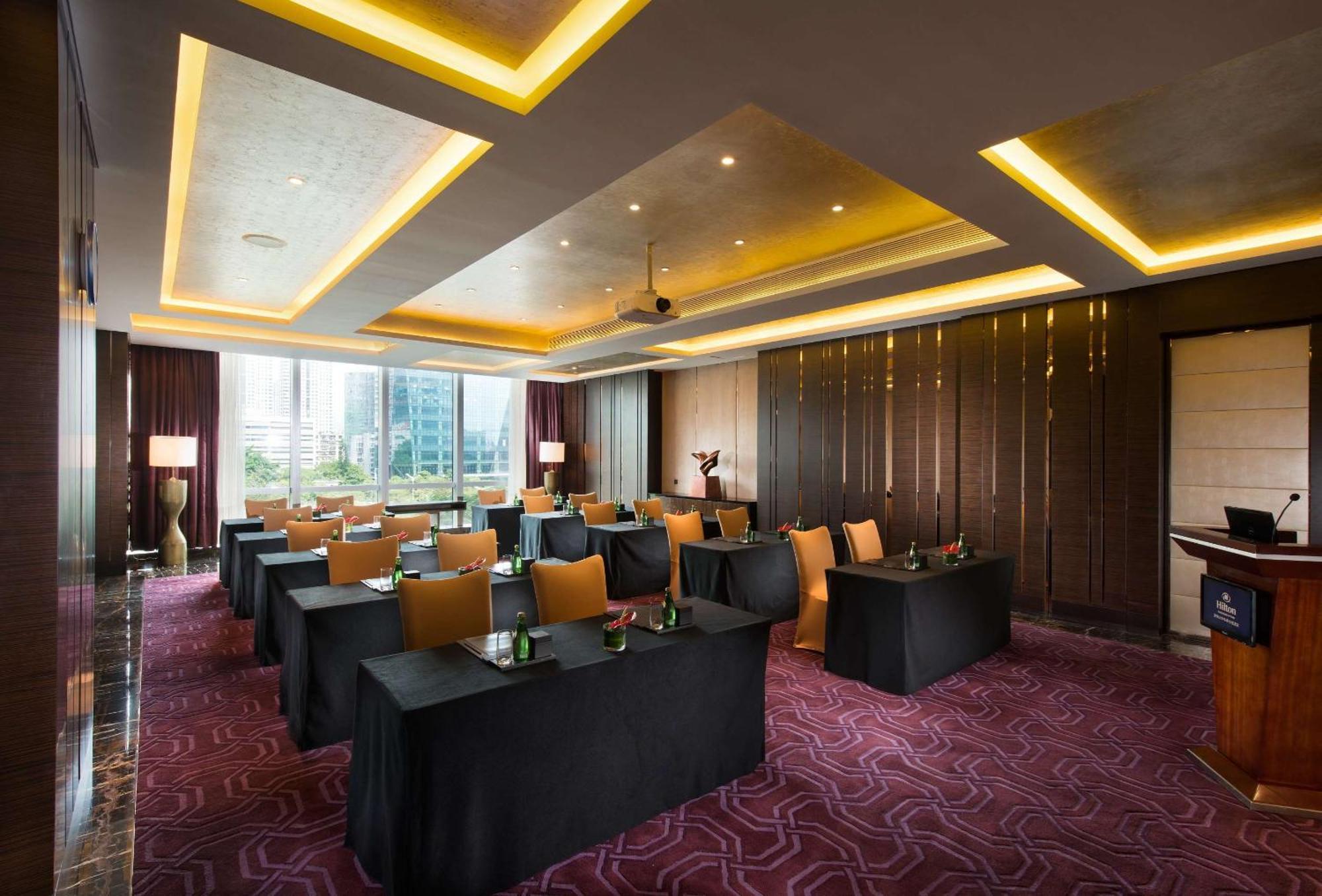 Hilton Shenzhen Futian, Metro Station At Hotel Front Door, Close To Futian Convention & Exhibition Center Eksteriør billede